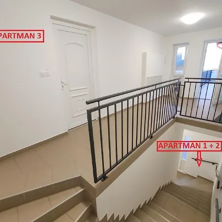 Trika Apartman Sárvár Extérieur photo