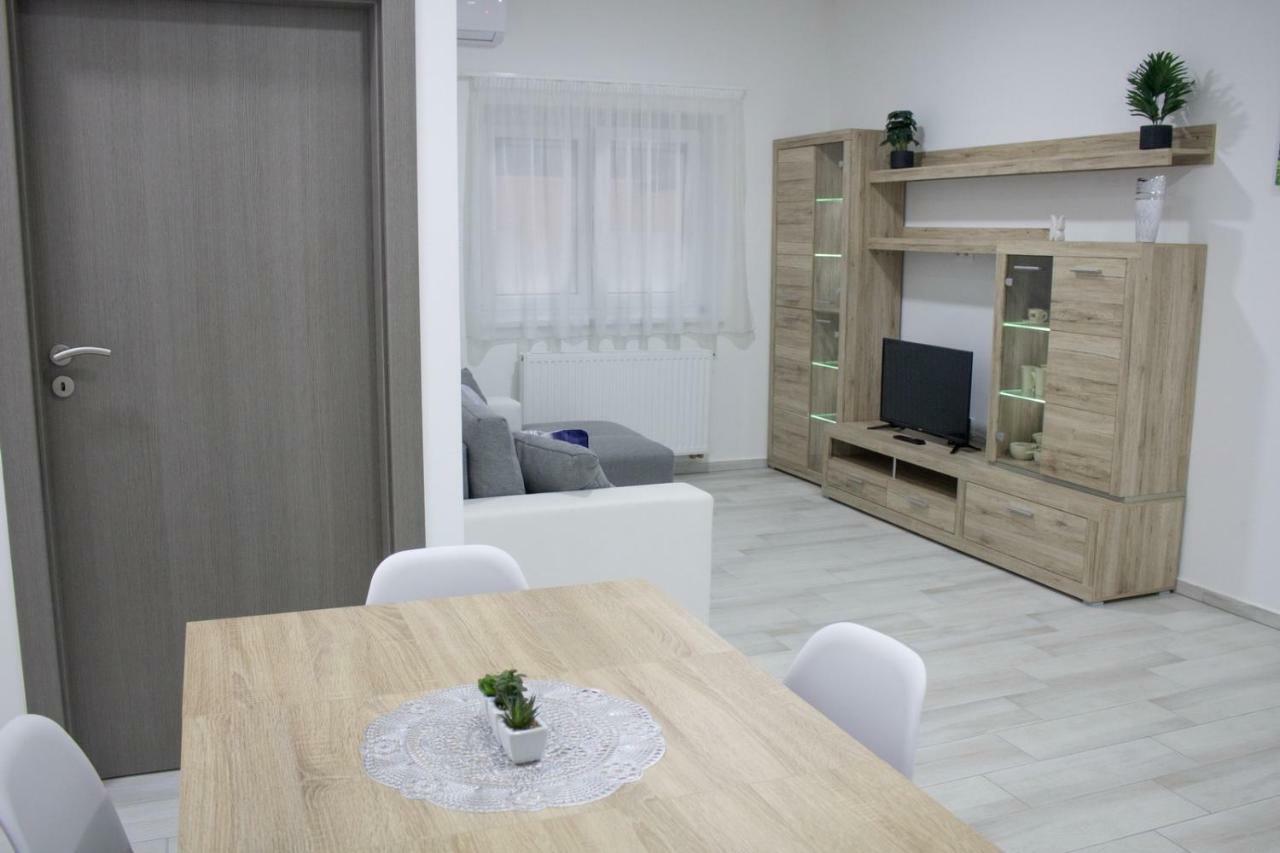 Trika Apartment